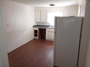 10 Church St, Startex, SC 29377