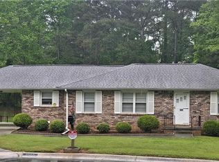 2555 Angus Ct SW, Marietta, GA 30008