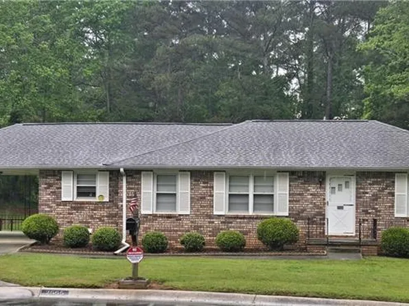 2555 Angus Ct SW, Marietta, GA 30008