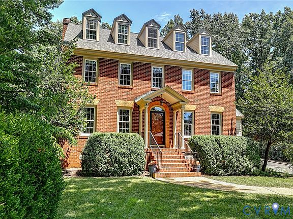 2nd image of 3019 Huntwick Ct