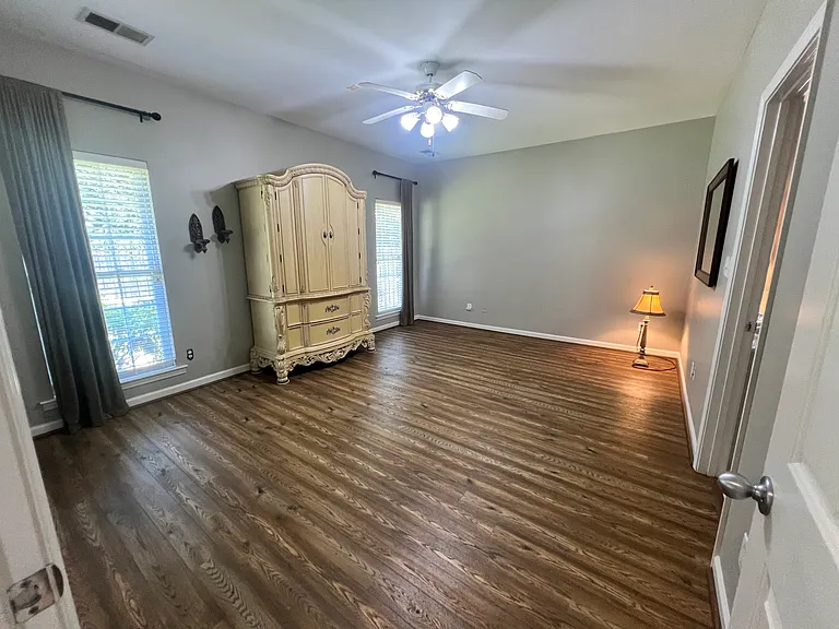 748 Narrows Point Cir — Photo 8