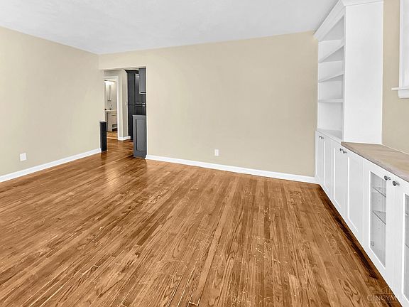 3rd image of 1270 Schumard Ave