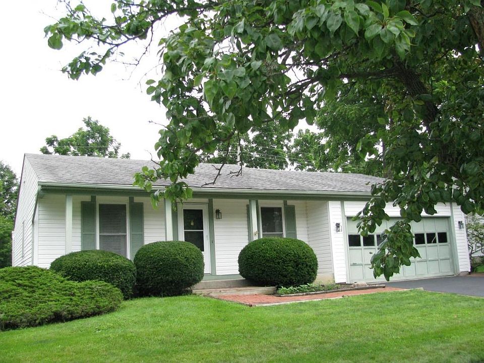 1st image of 3320 Atlin Ave