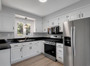 12 Daniel Dr UNIT 12, East Windsor, CT 06088