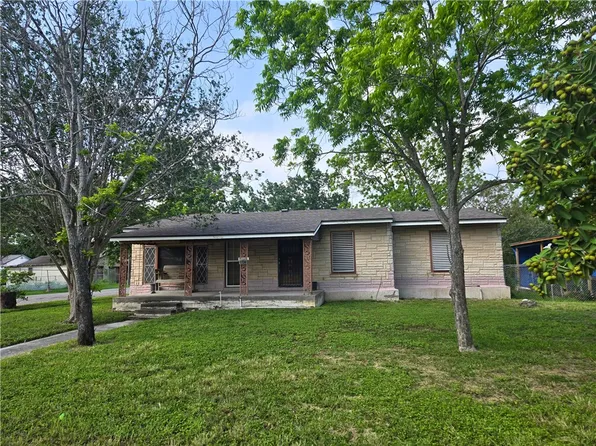1734 Trenton Dr, Corpus Christi, TX 78404
