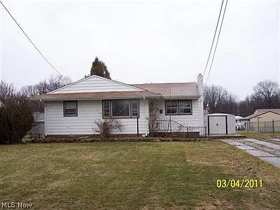 5356 Oakcrest Ave photo 1