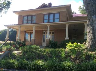 76 Lee St, Jefferson, GA 30549