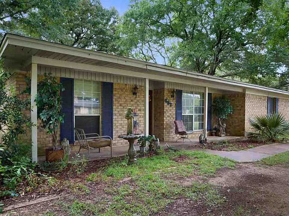 2nd image of 602 Brookhollow Dr