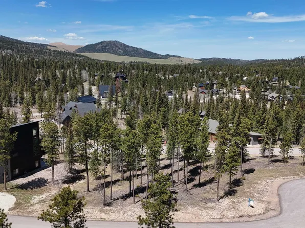 12 Overlook Ct, Lead, SD 57754
