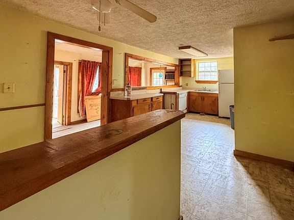5th image of 2518 Bellview Ln