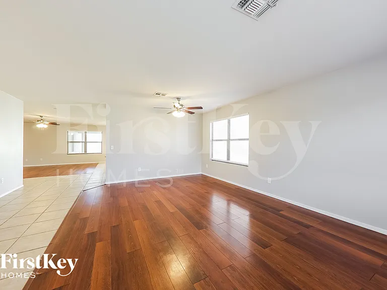 15797 W Caribbean Ln — Photo 6