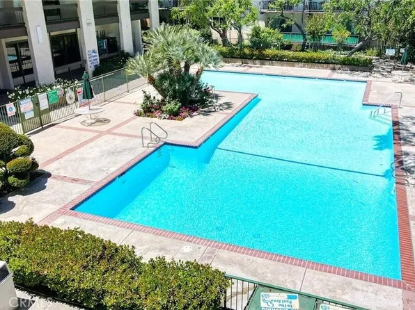 5460 White Oak Ave, Van Nuys, CA