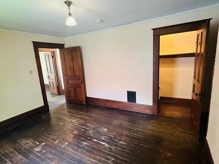 710 E Davenport St — Photo 11