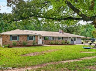631 Red Hill Church Rd, Lumberton, MS 39455