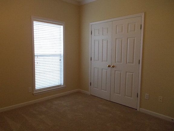 4th image of 106 Frankwood Dr