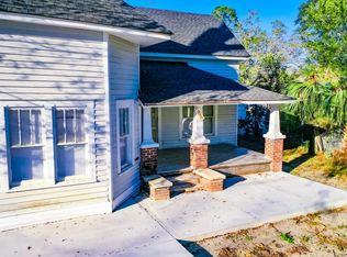 627 Cleveland St, Douglas, GA 31533