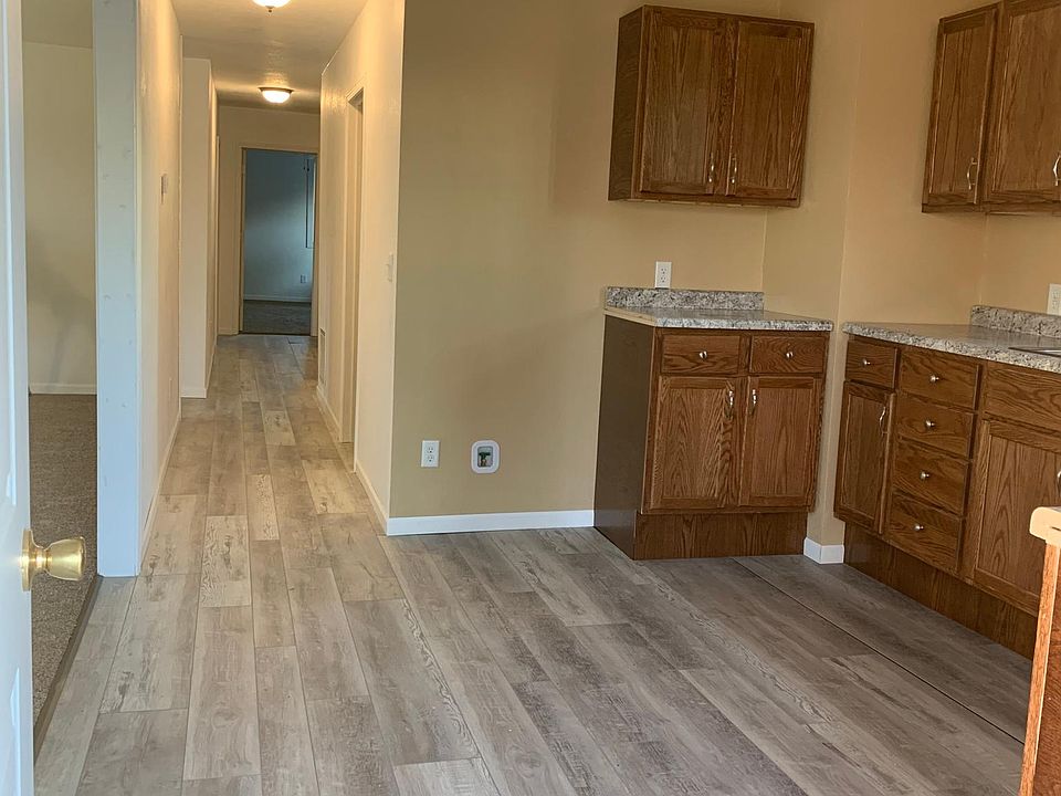 1st image of 3229 Mitchell Ave