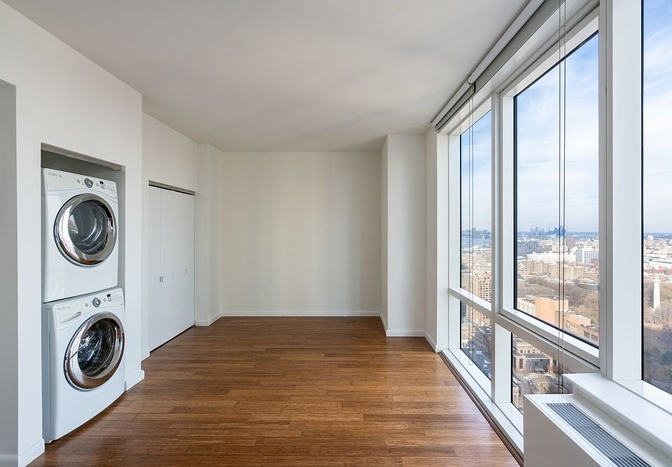 1st image of 66 Rockwell Pl APT 35B