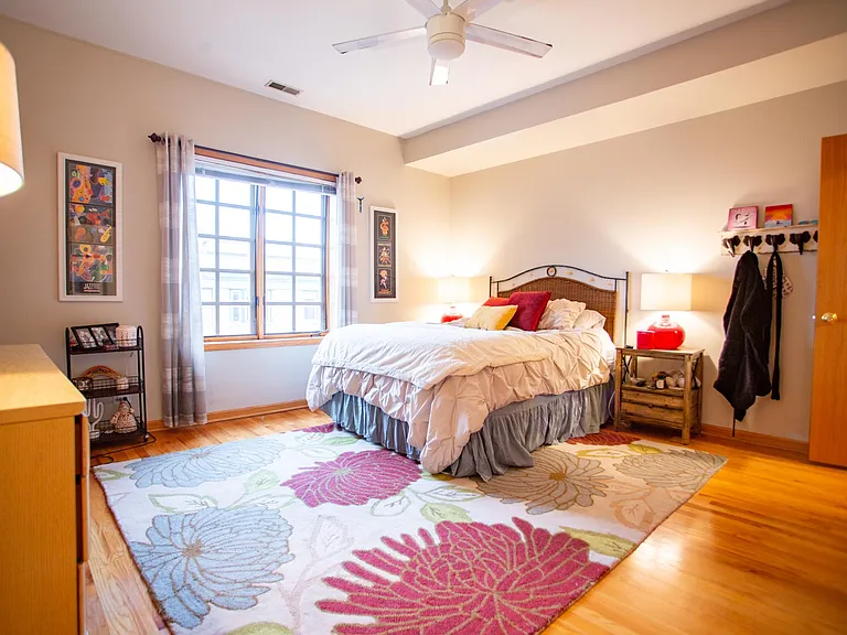 3954 N Greenview Ave #2N — Photo 3
