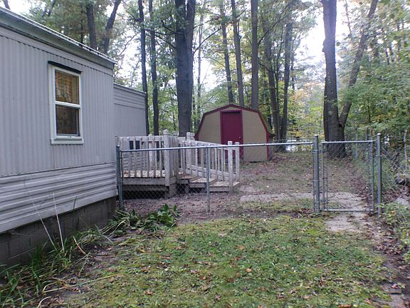 5th image of 130 Valley Dr