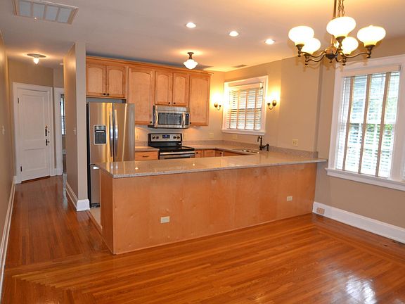 5th image of 2884 Erie Ave APT 2