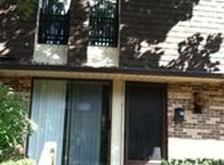 343 Park Ave APT 2E, Highland Park, IL