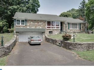 4420 Eden St, Philadelphia, PA 19114