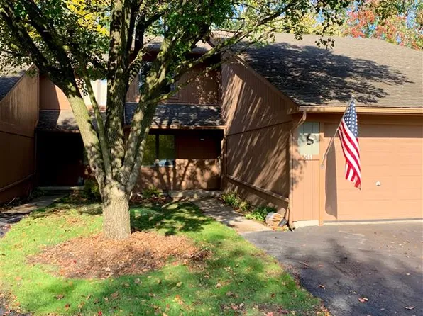 511 Park Pl #1, Saline, MI 48176