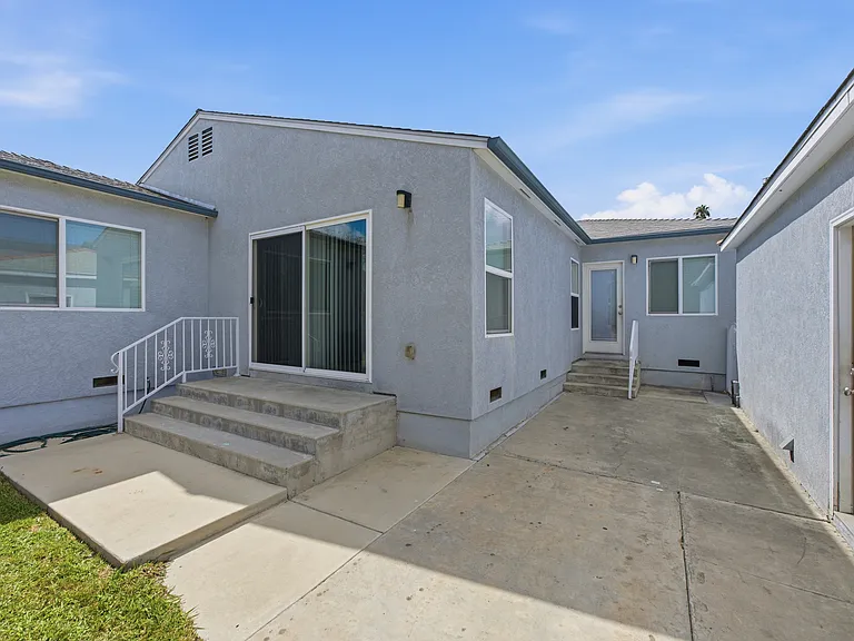 6230 Rose St — Photo 22