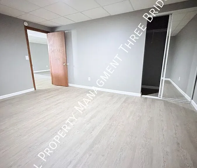 43 Kingspointe Dr — Photo 8