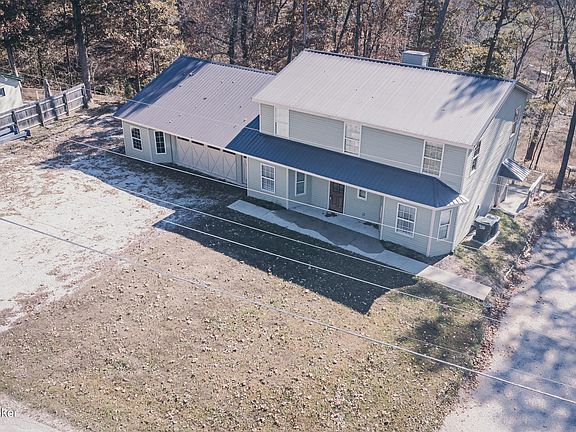 5th image of 228 Drowsy Drive Ln