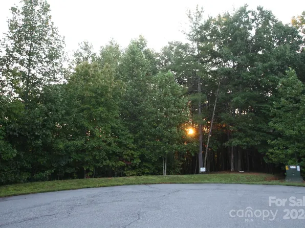 Poplar Bluff Dr #36, Lenoir, NC 28645