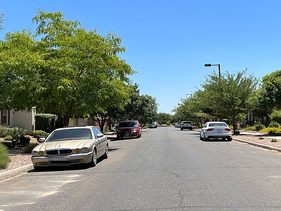 5th image of 15366 W Bloomfield Rd