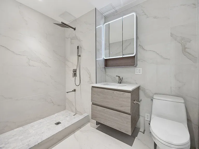 42-62 Hunter St #8 — Photo 10