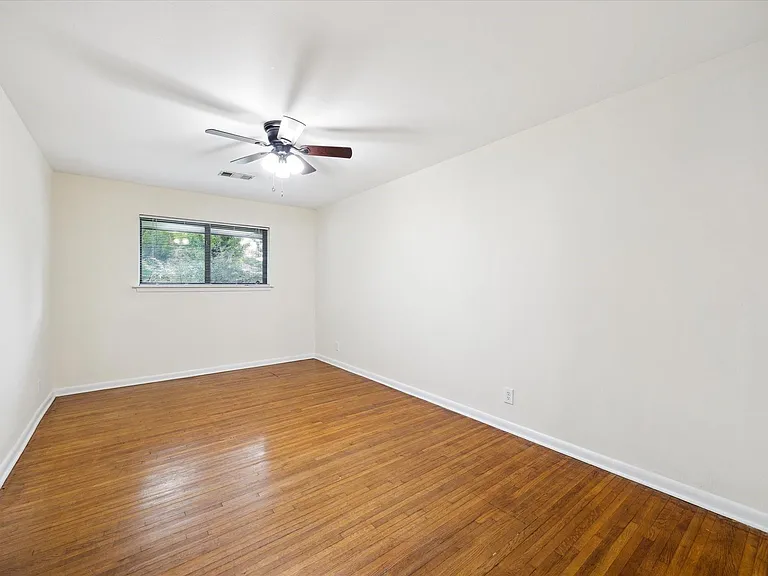 8907 Autauga St — Photo 14