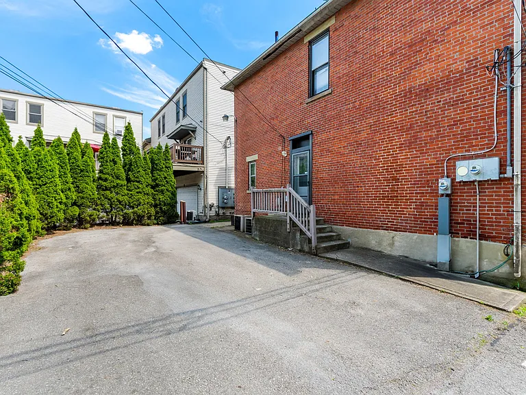 250 W 3rd Ave #248 — Photo 3