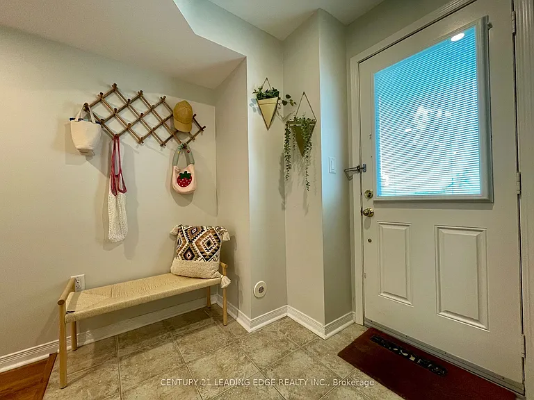 2083 Bur Oak Ave — Photo 4