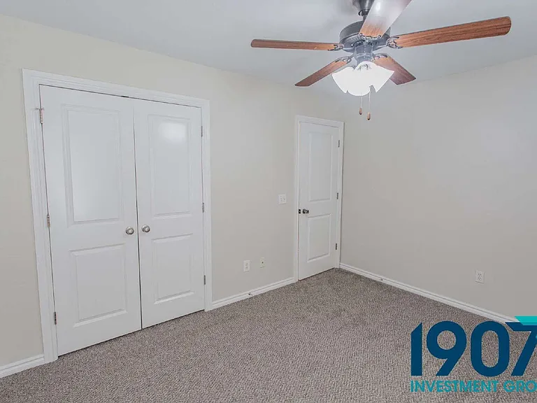 1540 N Santa Fe Ave — Photo 28