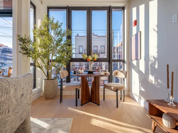 10 South Street image 3 of 39