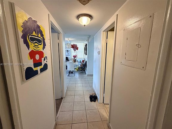 5th image of 1470 NE 123rd St #A1116