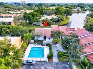 8900 Jacaranda Ln, Fort Lauderdale, FL 33324