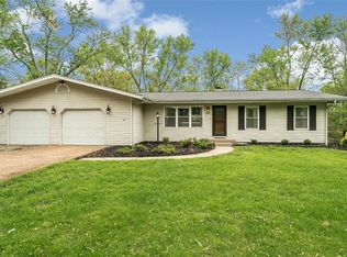 625 Old Ballwin Rd, Ballwin, MO 63021