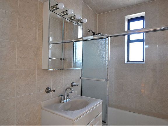 3rd image of 83-20 141st St #6M