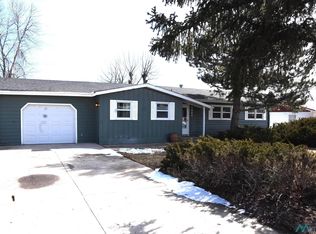 1051 Cottonwood St, Raton, NM 87740