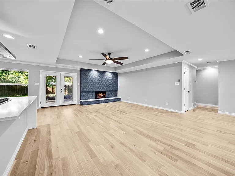 12408 Cedar Bend Dr — Photo 10