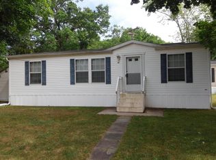 92 Circle Dr, Manchester, NJ 08759