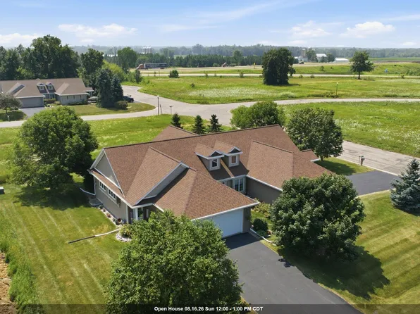 E7593 Greenwing Ln, Fremont, WI 54940