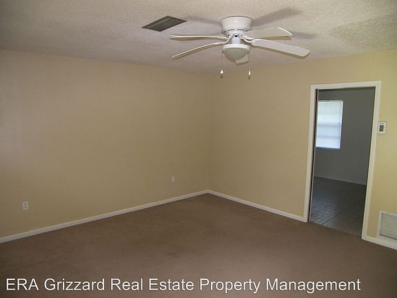 4th image of 1514 Vine St APT C