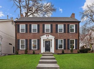 540 Mapleview Dr, Saint Louis, MO 63130