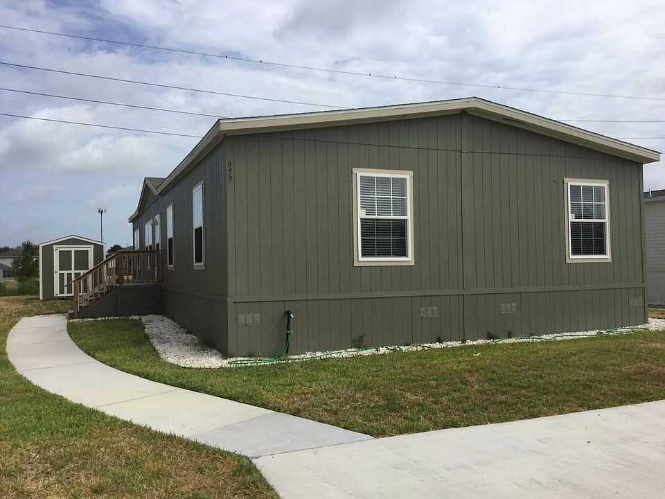 1st image of 920 Century Plaza Dr #67